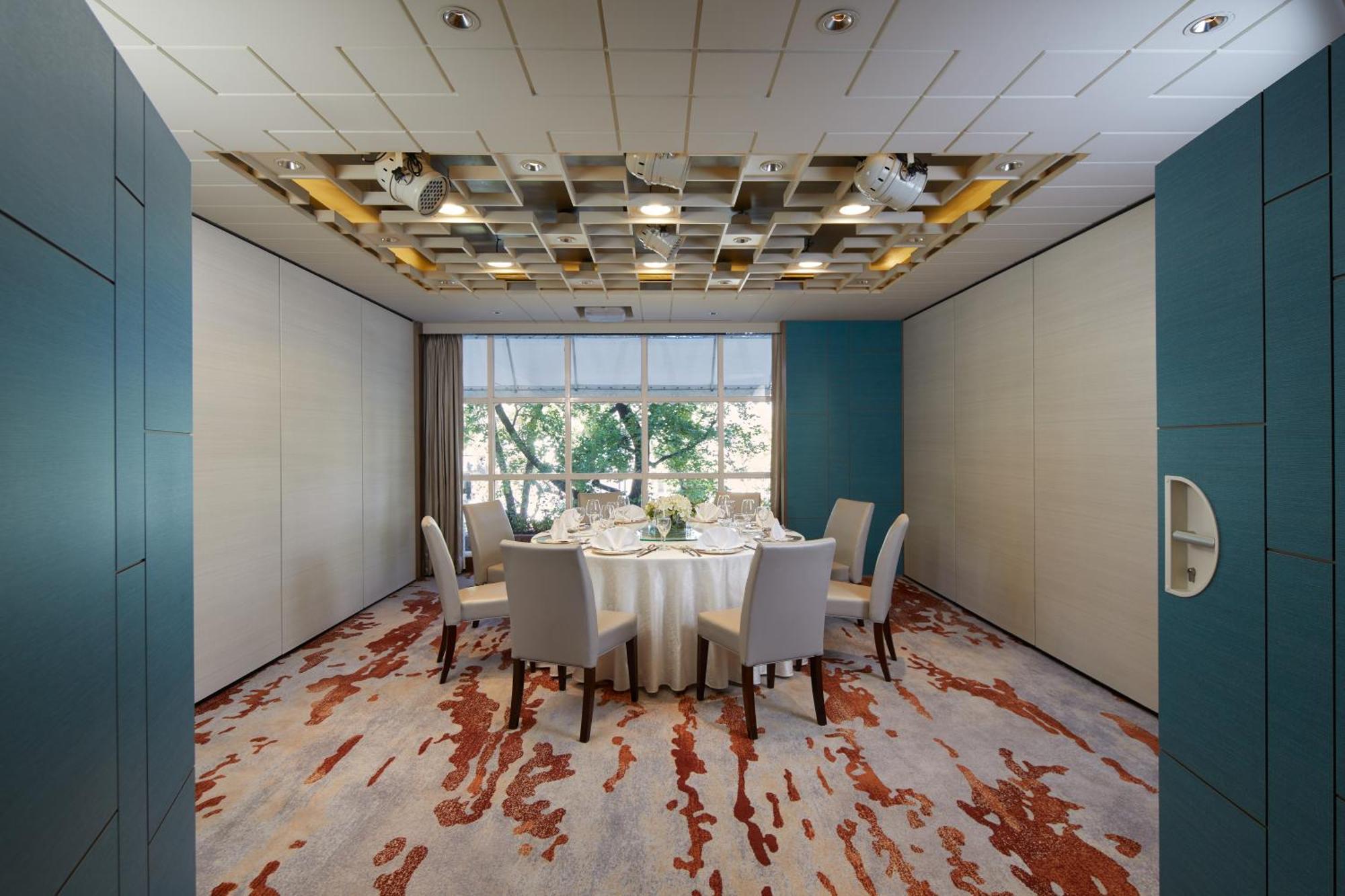 Hotel Royal-Nikko Тайбэй Экстерьер фото